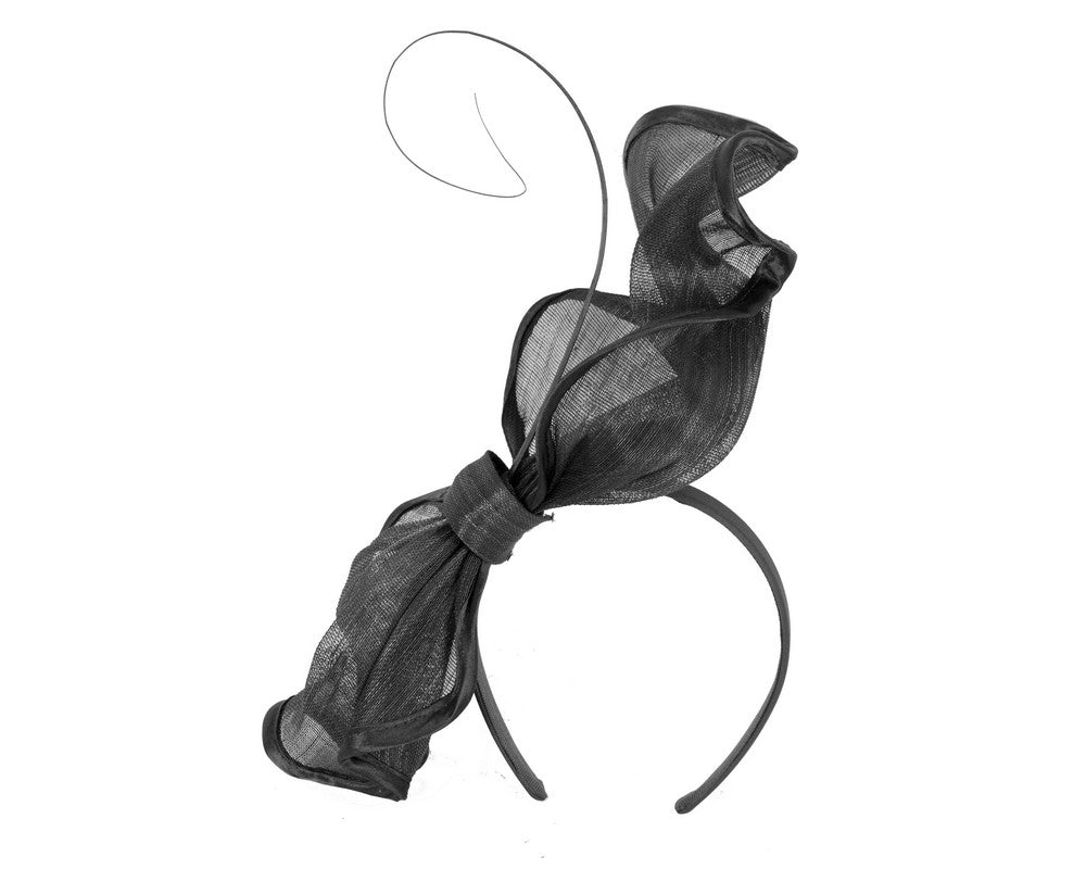 Black racing fascinator by Fillies Collection-1